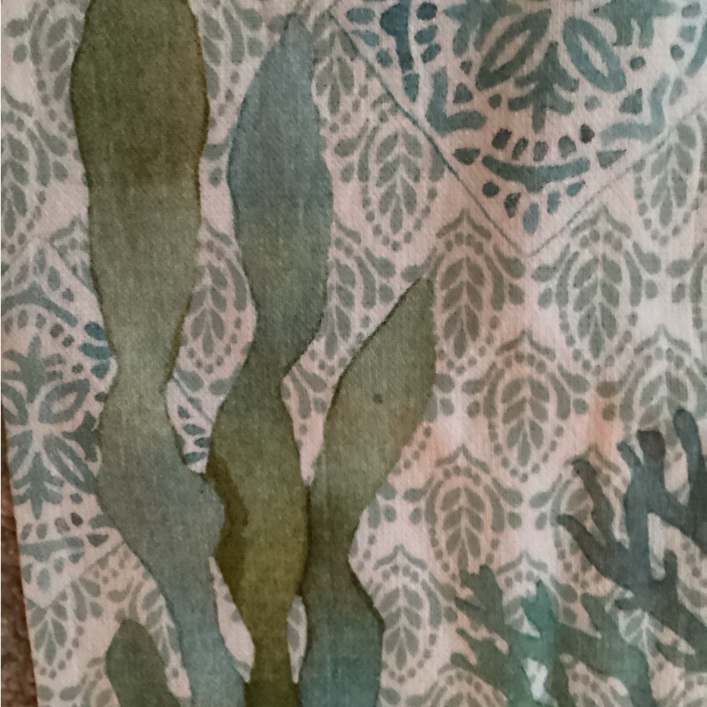 PRETTY SEAHORSE TEA TOWEL - Green and White - Picture 8 of 12
